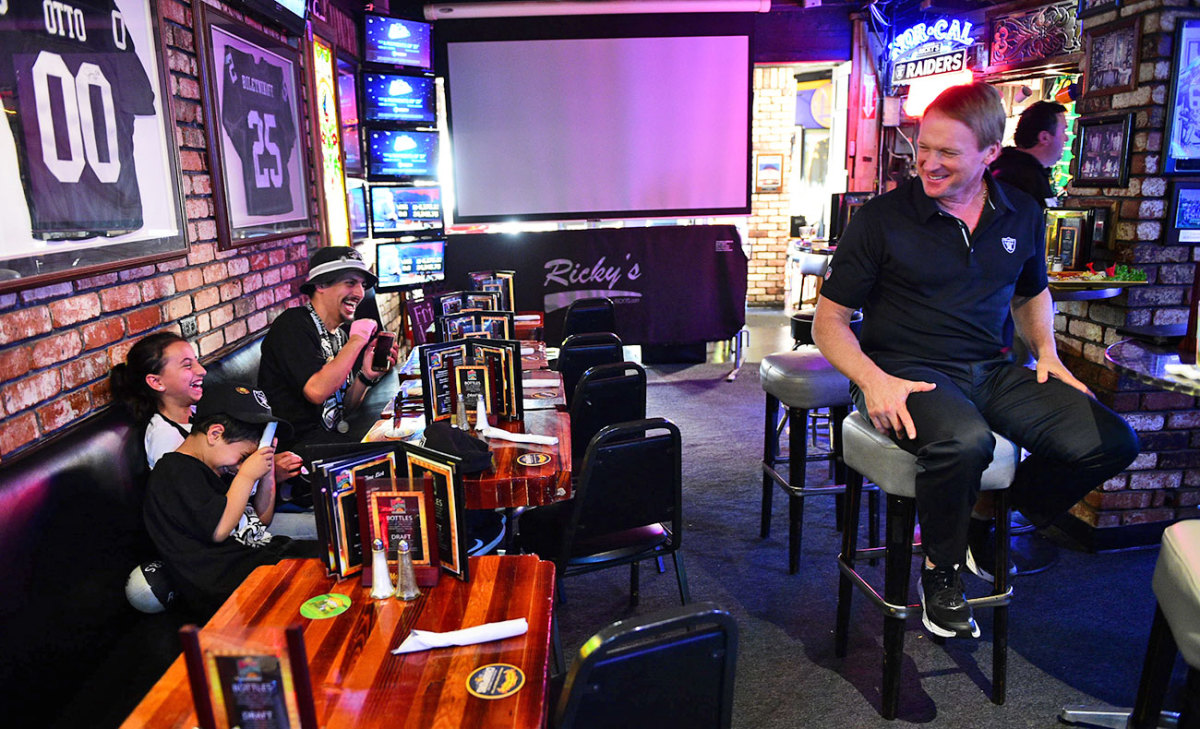 gruden-at-rickys-1.jpg